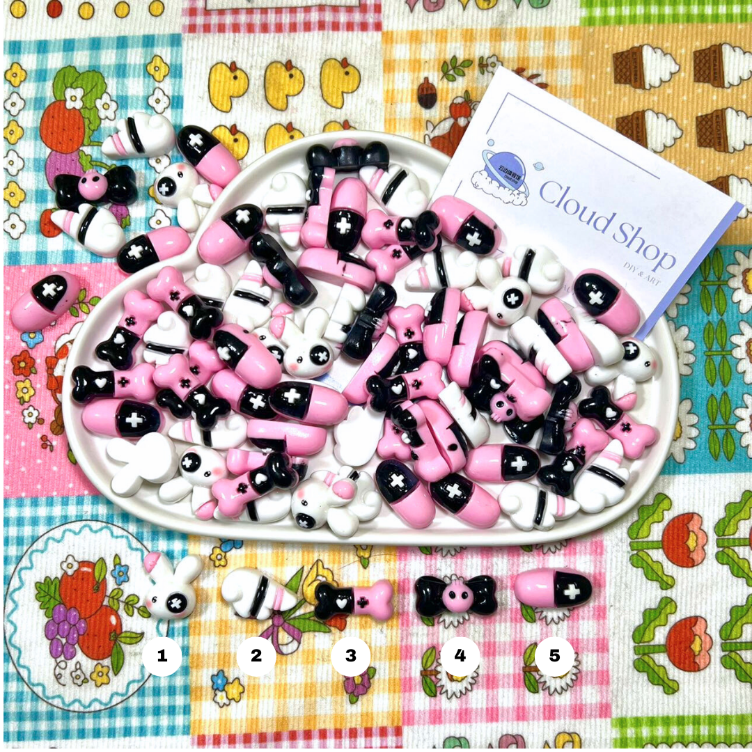 Black pink charms