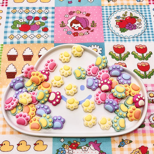 Zampe charms